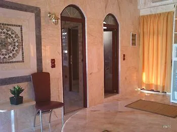 Paco's 4*